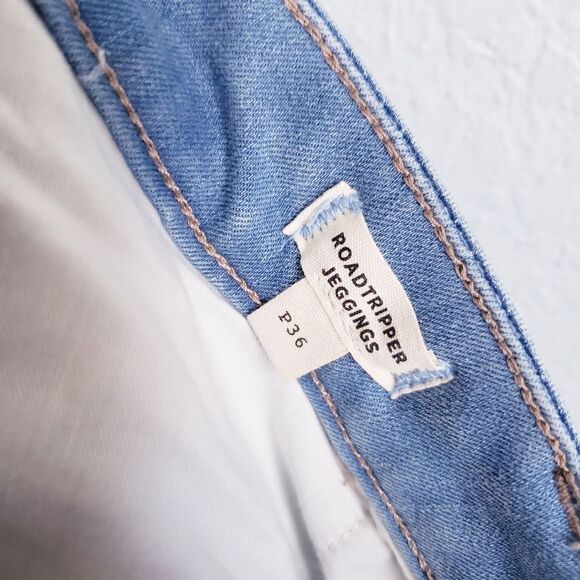 Madewell Plus Light Wash High Rise Roadtripper Jeggings - Picture 11 of 12